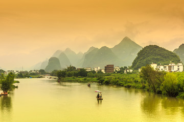 部编版小学六年级上册语文只有一个地球教案5篇