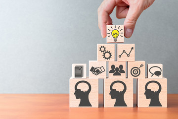 部编版小学六年级上册语文只有一个地球教案5篇