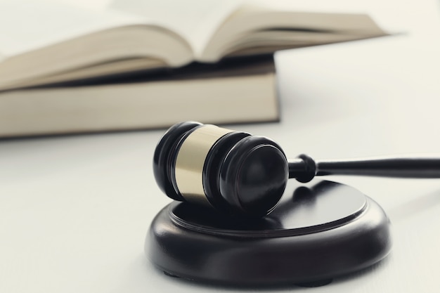 部编版小学六年级上册语文只有一个地球教案5篇